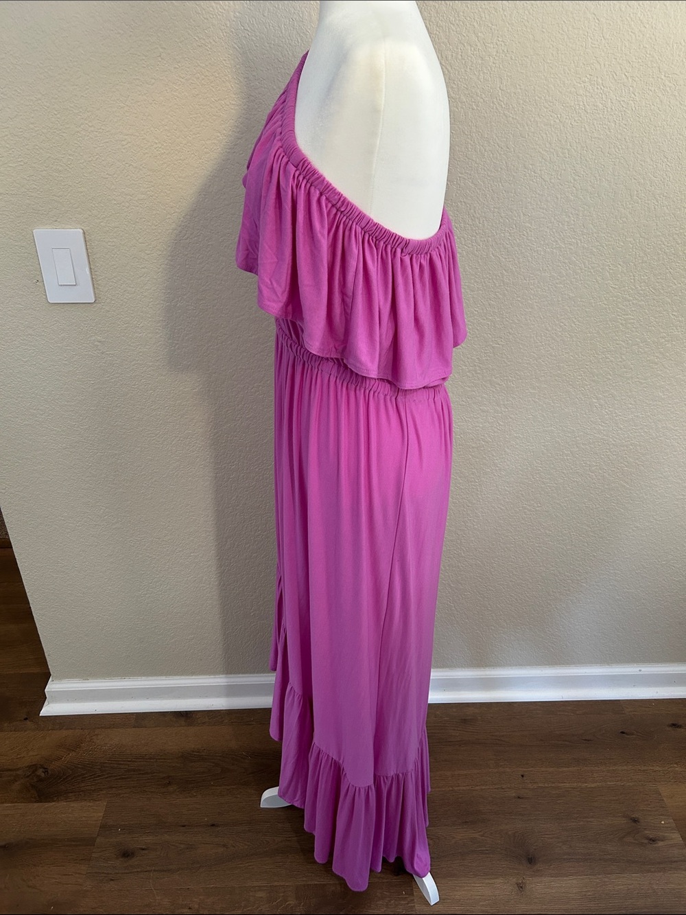 One-Shoulder Ruffle Maxi in Fuschia - Picture 3 of 5